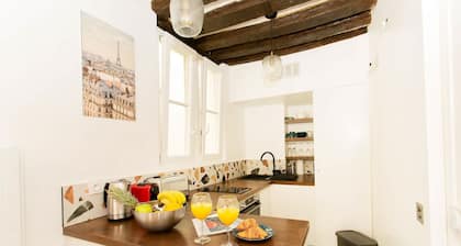 Cozy Marais Studio Next to the Seine - Pont Marie