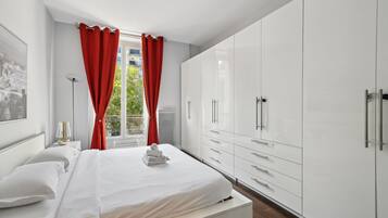 1 chambre, bureau, fer et planche à repasser, Wi-Fi gratuit