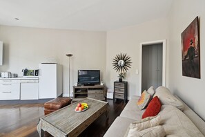 تلفزيون، مكتب