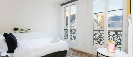 1 bedroom, desk, iron/ironing board, free WiFi