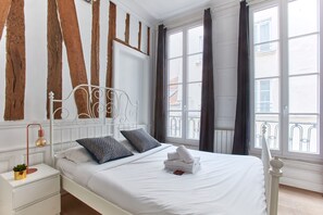 1 bedroom, desk, iron/ironing board, free WiFi