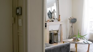 Uklassifisert bilde, 2 av 19, knapp