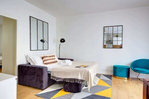 1 bedroom, desk, iron/ironing board, free WiFi
