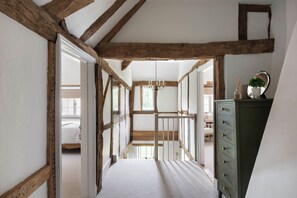 6 Schlafzimmer, Bügeleisen/Bügelbrett, Reisekinderbett, kostenloses WLAN