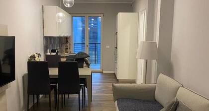 Beautiful apartment - Hospital, Duomo, ENI