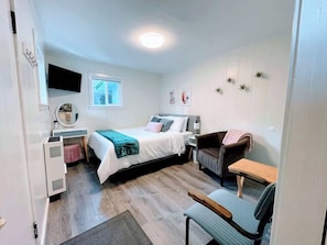 1 chambre, fer et planche à repasser, Wi-Fi, draps fournis