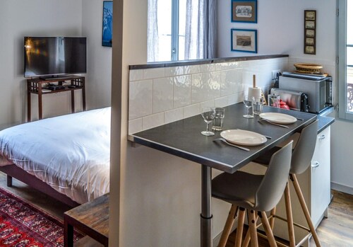 SP2 Studio de charme pour 2 personnes au coeur de cité