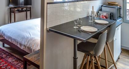 SP2 Studio de charme pour 2 personnes au coeur de cité