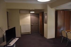 Economy Single Room, 1 Bedroom | Free WiFi, bed sheets