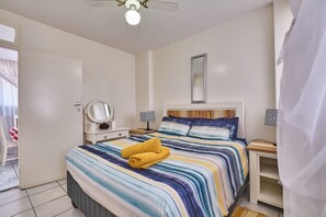 Apartamento | 3 dormitorios, tabla de planchar con plancha, wifi gratis y ropa de cama