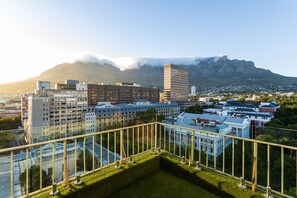 Exterior - Habitat Aparthotel By Totalstay (Cape Town)