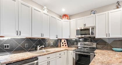 Sunrise C-123 | 1 Bed, 1 Bath