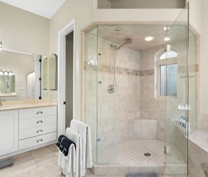 Shower, hair dryer, towels