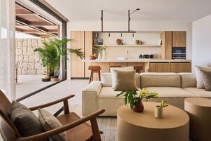 Espresso maker, coffee/tea maker, electric kettle