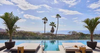 Royal Hideaway Corales Villas