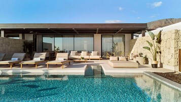 Egyptian cotton sheets, premium bedding, down comforters