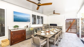 Dining - Compass Rose, 95 Ronald Avenue- Wifi, Aircon, Boat Parking, Linen (Shoal Bay)