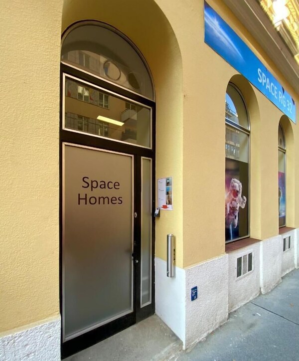 Space Home Apartment - Central Station - Vienna