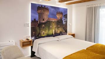 1 makuuhuone, silitysrauta/-lauta