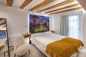 1 Schlafzimmer, Bügeleisen/Bügelbrett