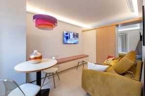 TV - 3-3 CAP DE Creus - Standard Apartment (Figueres)