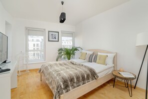 アパートメント 1 ベッドルーム キッチン | 1 室のベッドルーム、ベッドシーツ