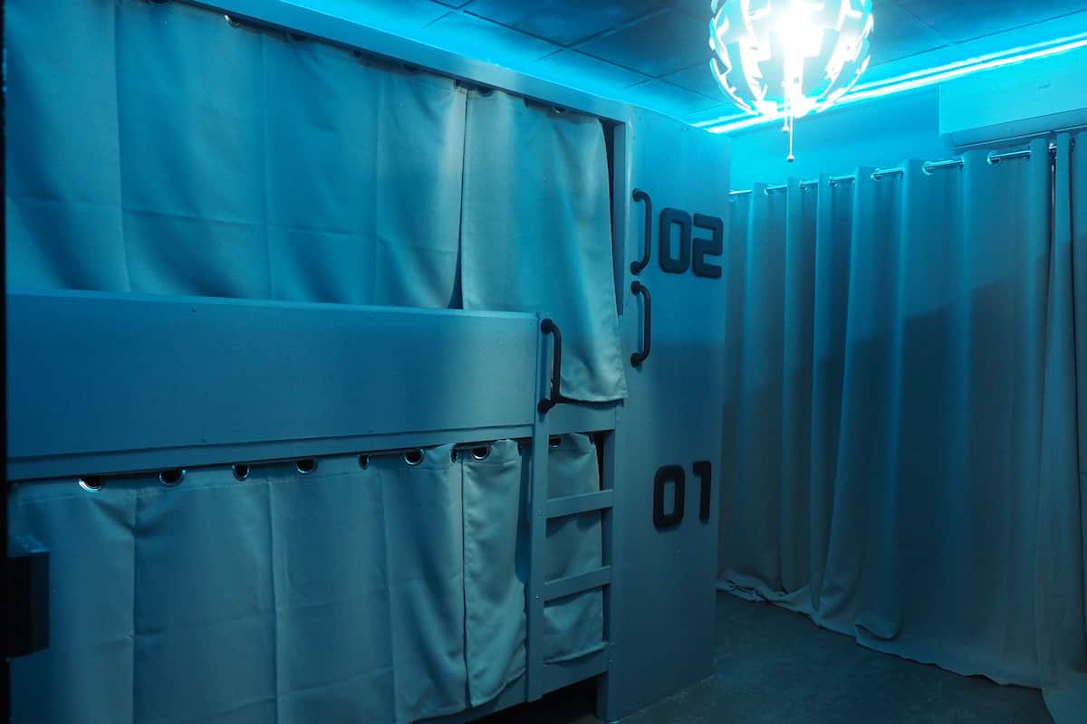Design Quadruple Room