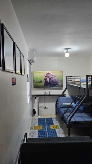 Interior - Cozy Condo: Clean, 24/7 Security, 
Near S&R Davao and some Universities/Schools (Davao City)