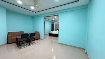 Televisión de pantalla plana de 32 pulgadas con canales por cable