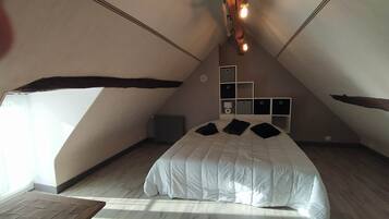 2 bedrooms, free WiFi