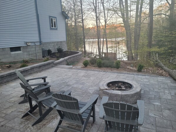 Terrace/patio - Multi-week rental directly on Chandler Lake deck, fire pit, tandem kayak. (Traverse City)