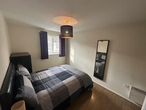 2 bedrooms, free WiFi, bed sheets - Remarkable 2-bed Apartment in London (London)