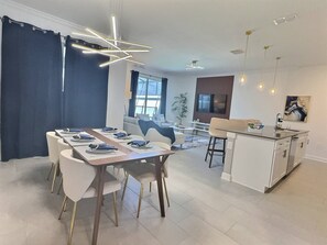 Interior - Storey Lake Getaway – Disney 15min (Kissimmee)