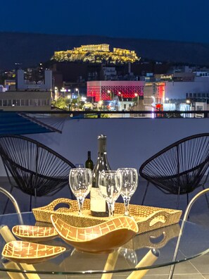 Outdoor dining - Acropolis Magical View Suite @ Metro Kerameikos (Athens)