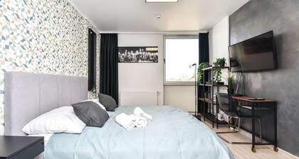 EASY RENT Apartments - Smart 705