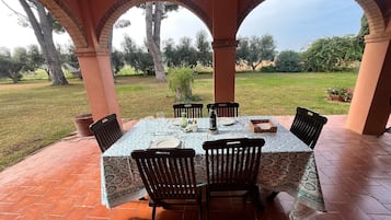 Villa | Terrace/patio