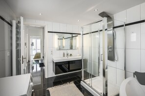 Bathroom - Euphoria Seaview Residences with Shared Pool by Konnect (Corfu)