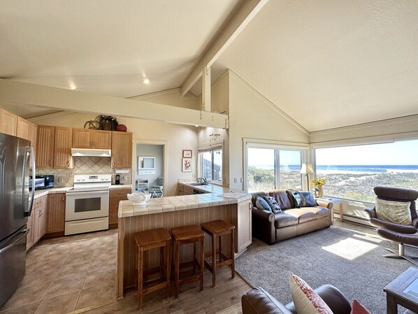 Refrigerador, microondas, parrilla de estufa y lavavajillas 