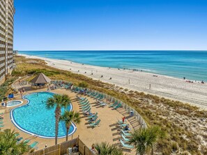 A heated pool - FREE Beach Service, Golf+Tix! Emerald Beach 732 Pool, Hot Tub, Starbucks, Gym (Panama City Beach)