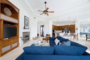 Smart TV, fireplace, offices - Incredible Views From This 4 Bedroom Pool Home With Office and Sofa Sleeper (La Quinta)