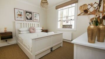 Classic Apartment, Non Smoking | 2 bedrooms, free WiFi