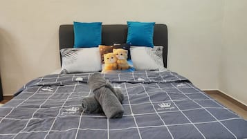 1 bedroom, iron/ironing board, free WiFi