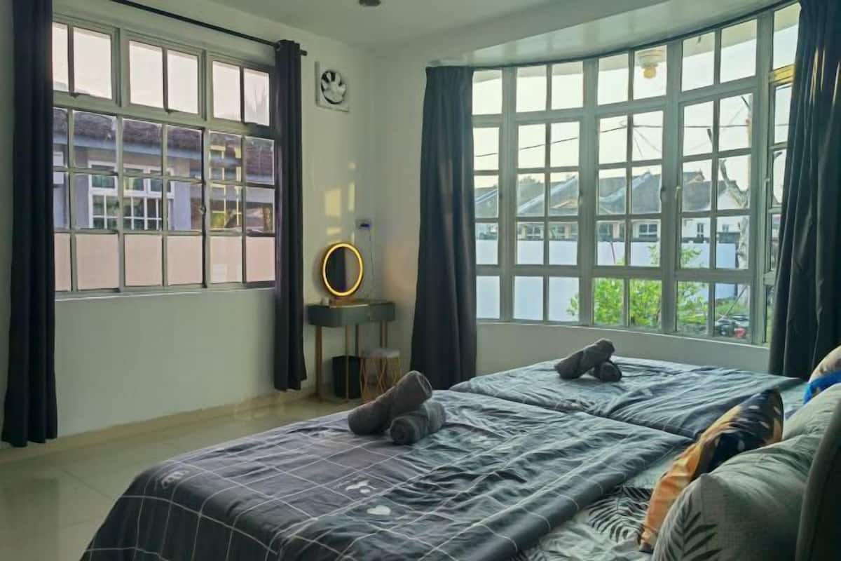 1 bedroom, iron/ironing board, free WiFi