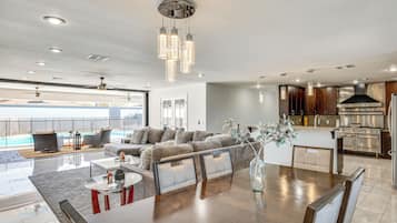 Casa (3 Bedrooms) | Parte interna