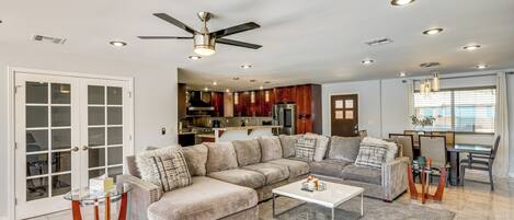 House (3 Bedrooms) | Front of property