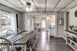 Dining - Family-friendly Altoona Abode w/ Spacious Patio! (Altoona)