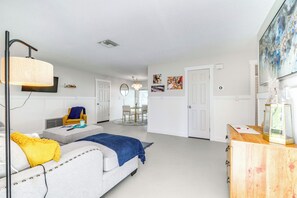 House (2 Bedrooms) | Interior - Crystal River Home: 2 Mi to Three Sisters Springs! (Crystal River)