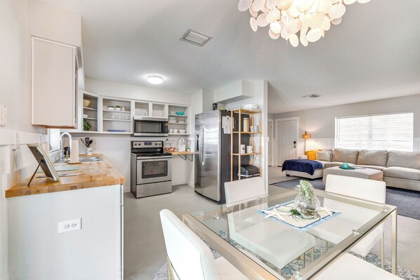 House (2 Bedrooms) | Interior