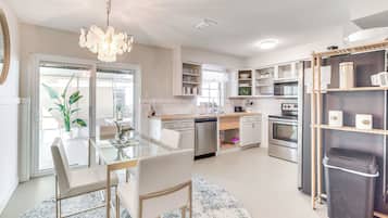 House (2 Bedrooms) | Front of property