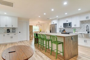 House (5 Bedrooms) | Interior - Idyllic Tampa Home w/ Private Pool: 11 Mi to Beach (Tampa)